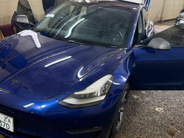 Синий Тесла Модель 3, объемом двигателя 0 л и пробегом 130 тыс. км за 16000 $, фото 5 на Automoto.ua