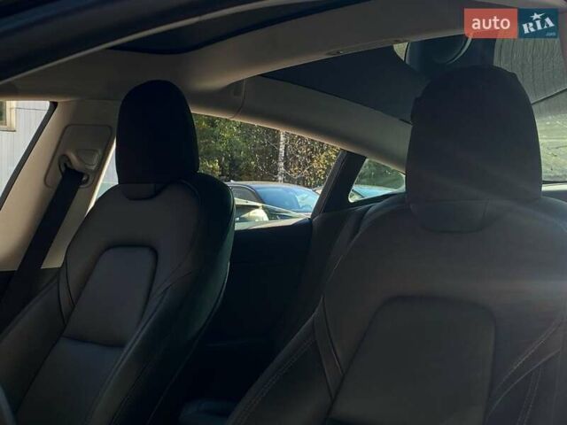 Синий Тесла Модель 3, объемом двигателя 0 л и пробегом 129 тыс. км за 17500 $, фото 12 на Automoto.ua