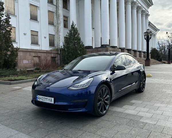 Синий Тесла Модель 3, объемом двигателя 0 л и пробегом 102 тыс. км за 18999 $, фото 4 на Automoto.ua