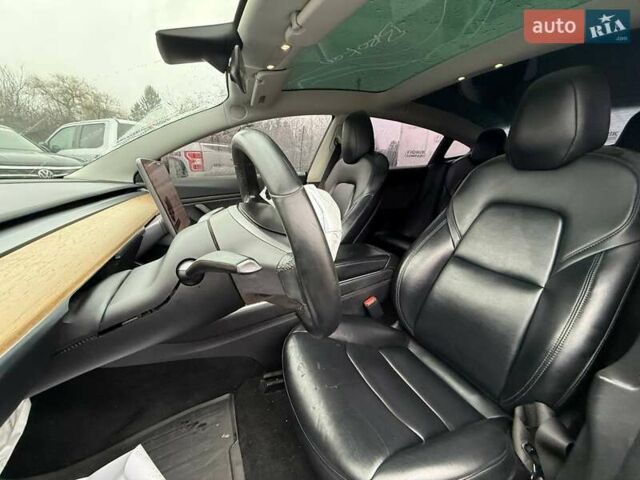 Синий Тесла Модель 3, объемом двигателя 0 л и пробегом 129 тыс. км за 12200 $, фото 19 на Automoto.ua