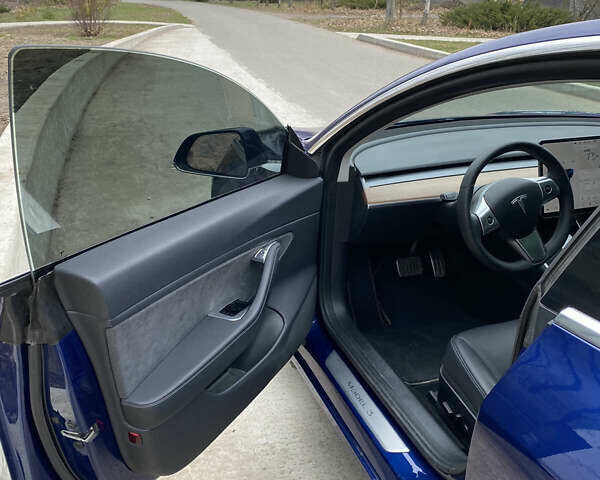 Синий Тесла Модель 3, объемом двигателя 0 л и пробегом 40 тыс. км за 35000 $, фото 14 на Automoto.ua