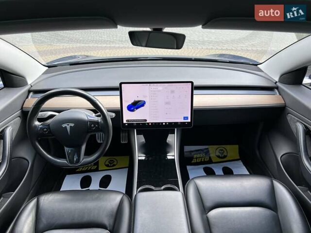 Тесла Модель 3 2019 у Львові на Automoto.ua Синій Тесла Модель 3, об'ємом двигуна 0 л та пробігом 130 тис. км за 16700 $, фото 10 на Automoto.ua