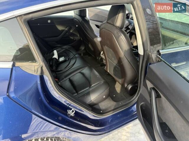 Синий Тесла Модель 3, объемом двигателя 0 л и пробегом 83 тыс. км за 16000 $, фото 12 на Automoto.ua