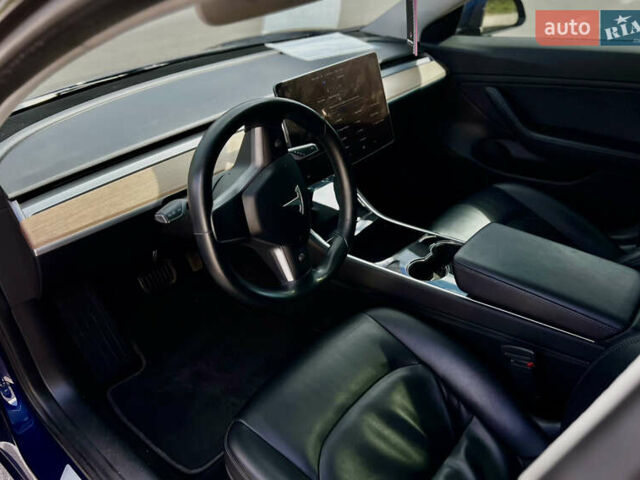 Синій Тесла Модель 3, об'ємом двигуна 0 л та пробігом 100 тис. км за 18500 $, фото 6 на Automoto.ua