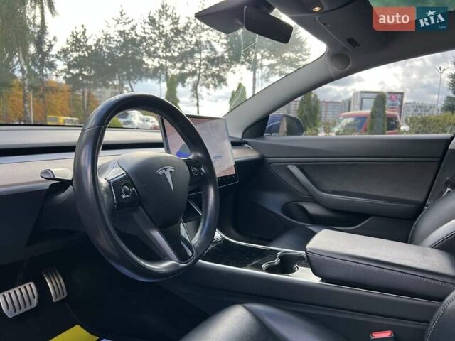Тесла Модель 3 2019 у Львові на Automoto.ua Синій Тесла Модель 3, об'ємом двигуна 0 л та пробігом 130 тис. км за 16700 $, фото 9 на Automoto.ua