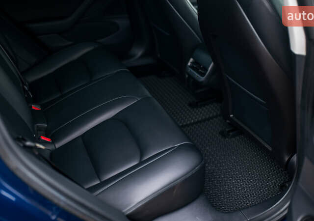 Синій Тесла Модель 3, об'ємом двигуна 0 л та пробігом 77 тис. км за 19999 $, фото 29 на Automoto.ua