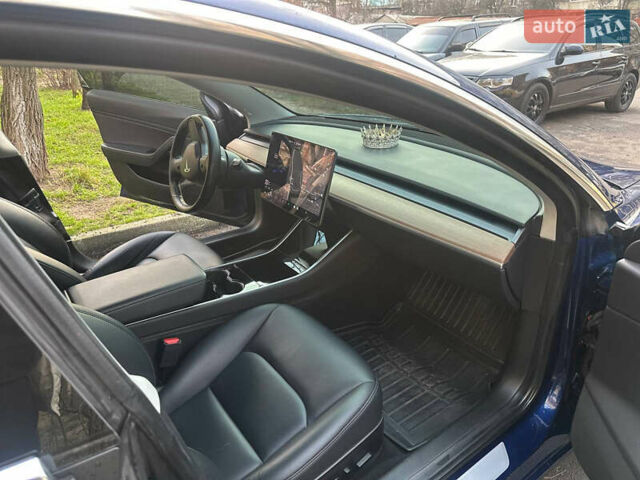 Синий Тесла Модель 3, объемом двигателя 0 л и пробегом 120 тыс. км за 17450 $, фото 14 на Automoto.ua