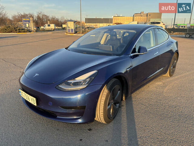 Синий Тесла Модель 3, объемом двигателя 0 л и пробегом 122 тыс. км за 16500 $, фото 1 на Automoto.ua
