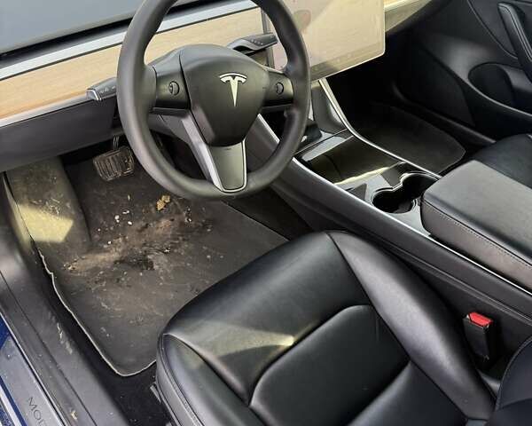 Синий Тесла Модель 3, объемом двигателя 0 л и пробегом 83 тыс. км за 16000 $, фото 17 на Automoto.ua