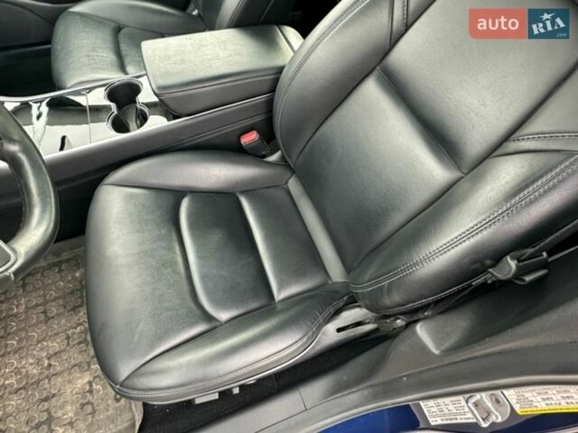 Синій Тесла Модель 3, об'ємом двигуна 0 л та пробігом 135 тис. км за 15500 $, фото 17 на Automoto.ua