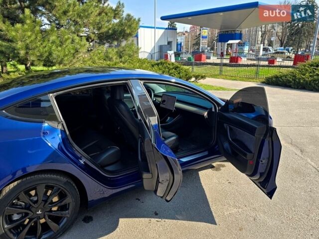 Синій Тесла Модель 3, об'ємом двигуна 0 л та пробігом 76 тис. км за 16700 $, фото 31 на Automoto.ua