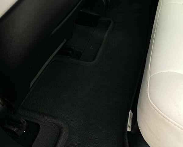 Синій Тесла Модель 3, об'ємом двигуна 0 л та пробігом 225 тис. км за 13200 $, фото 43 на Automoto.ua