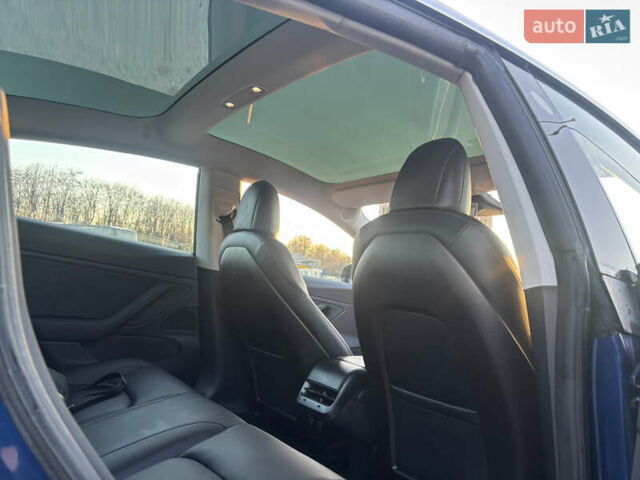 Синий Тесла Модель 3, объемом двигателя 0 л и пробегом 122 тыс. км за 16500 $, фото 19 на Automoto.ua