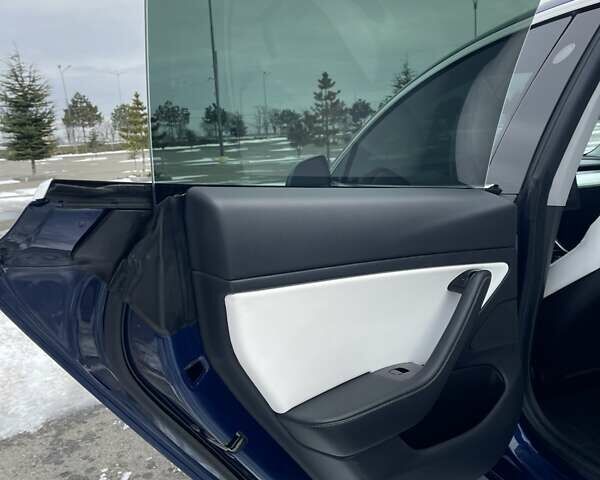 Синій Тесла Модель 3, об'ємом двигуна 0 л та пробігом 225 тис. км за 13200 $, фото 40 на Automoto.ua