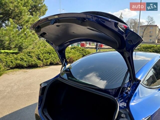 Синій Тесла Модель 3, об'ємом двигуна 0 л та пробігом 76 тис. км за 16700 $, фото 51 на Automoto.ua