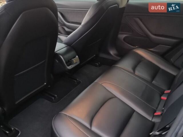 Синій Тесла Модель 3, об'ємом двигуна 0 л та пробігом 157 тис. км за 16500 $, фото 21 на Automoto.ua