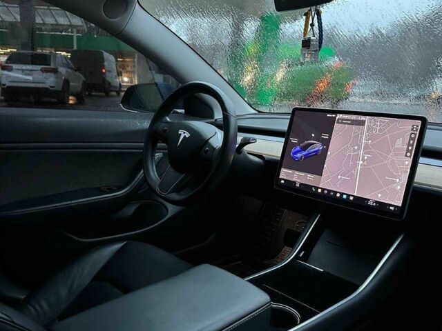 Синий Тесла Модель 3, объемом двигателя 0 л и пробегом 100 тыс. км за 14200 $, фото 6 на Automoto.ua