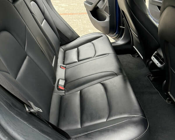 Синій Тесла Модель 3, об'ємом двигуна 0 л та пробігом 100 тис. км за 13800 $, фото 12 на Automoto.ua