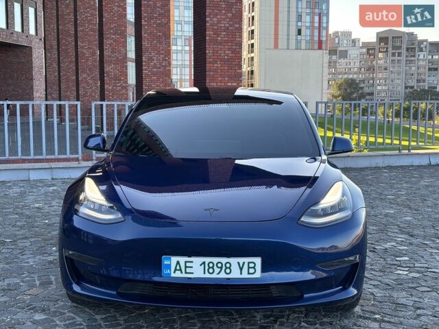 Синий Тесла Модель 3, объемом двигателя 0 л и пробегом 123 тыс. км за 17900 $, фото 2 на Automoto.ua