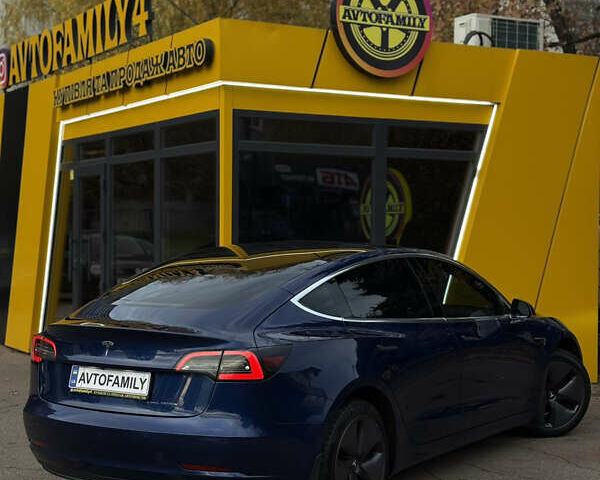 Синій Тесла Модель 3, об'ємом двигуна 0 л та пробігом 111 тис. км за 15000 $, фото 4 на Automoto.ua