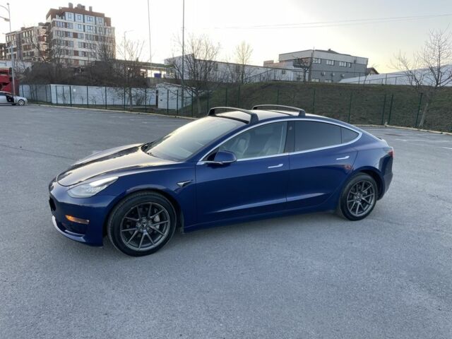 Синий Тесла Модель 3, объемом двигателя 0 л и пробегом 183 тыс. км за 14500 $, фото 2 на Automoto.ua