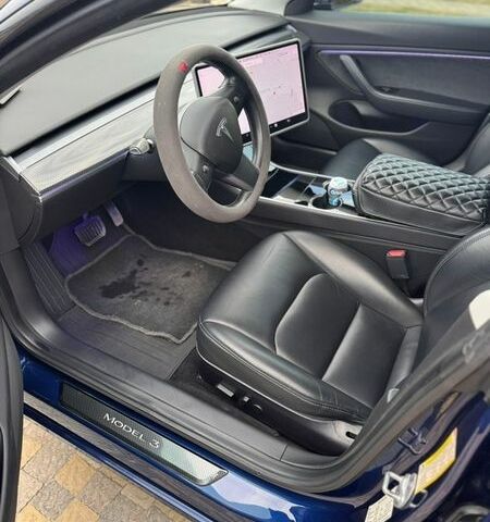 Синий Тесла Модель 3, объемом двигателя 0 л и пробегом 105 тыс. км за 16300 $, фото 8 на Automoto.ua