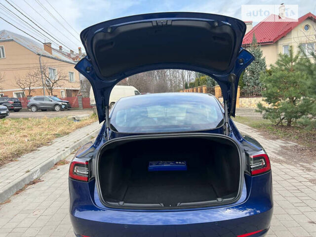 Синий Тесла Модель 3, объемом двигателя 0 л и пробегом 100 тыс. км за 25000 $, фото 2 на Automoto.ua