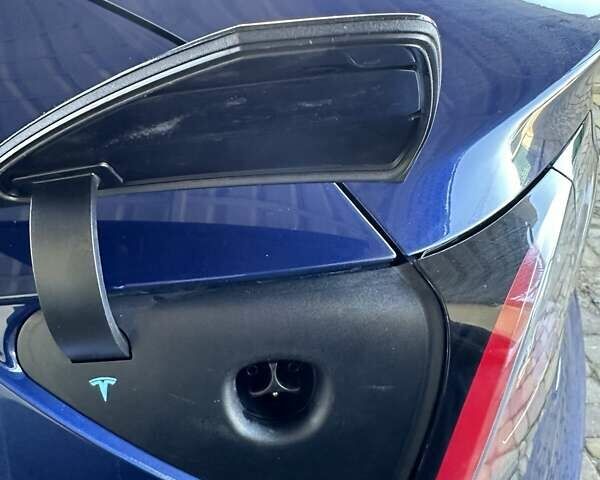 Синій Тесла Модель 3, об'ємом двигуна 0 л та пробігом 92 тис. км за 28499 $, фото 14 на Automoto.ua