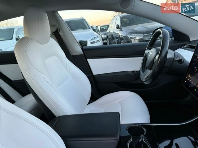 Синий Тесла Модель 3, объемом двигателя 0 л и пробегом 155 тыс. км за 17800 $, фото 50 на Automoto.ua