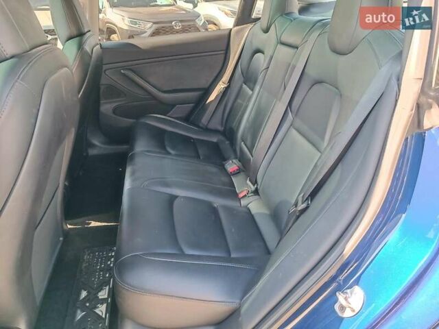 Тесла Модель 3 2019 у Харкові на Automoto.ua Синій Тесла Модель 3, об'ємом двигуна 0 л та пробігом 71 тис. км за 15430 $, фото 14 на Automoto.ua