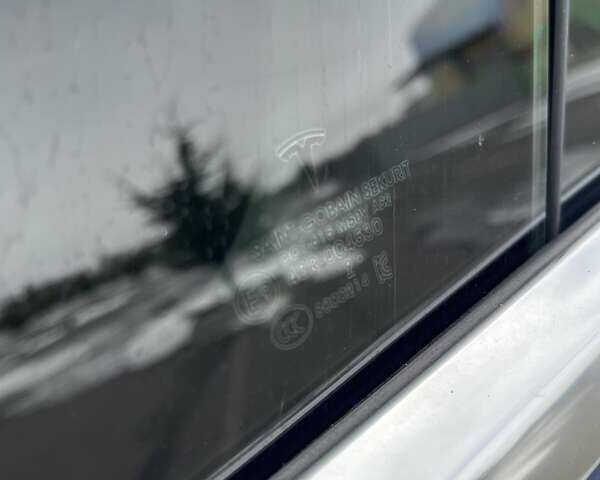 Синій Тесла Модель 3, об'ємом двигуна 0 л та пробігом 225 тис. км за 13200 $, фото 35 на Automoto.ua