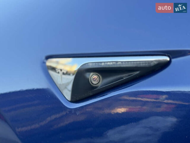 Синий Тесла Модель 3, объемом двигателя 0 л и пробегом 98 тыс. км за 15500 $, фото 9 на Automoto.ua