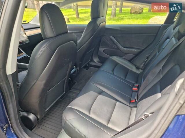 Синій Тесла Модель 3, об'ємом двигуна 0 л та пробігом 180 тис. км за 17700 $, фото 19 на Automoto.ua