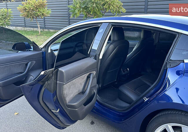 Синій Тесла Модель 3, об'ємом двигуна 0 л та пробігом 190 тис. км за 17500 $, фото 20 на Automoto.ua