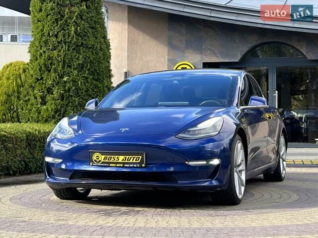 Тесла Модель 3 2019 у Львові на Automoto.ua Синій Тесла Модель 3, об'ємом двигуна 0 л та пробігом 130 тис. км за 16700 $, фото 2 на Automoto.ua