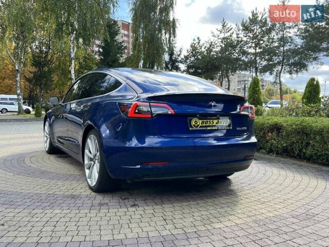 Тесла Модель 3 2019 у Львові на Automoto.ua Синій Тесла Модель 3, об'ємом двигуна 0 л та пробігом 130 тис. км за 16700 $, фото 4 на Automoto.ua