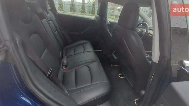 Синий Тесла Модель 3, объемом двигателя 0 л и пробегом 62 тыс. км за 20000 $, фото 5 на Automoto.ua