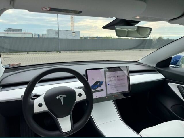 Синій Тесла Модель 3, об'ємом двигуна 0 л та пробігом 47 тис. км за 23500 $, фото 5 на Automoto.ua