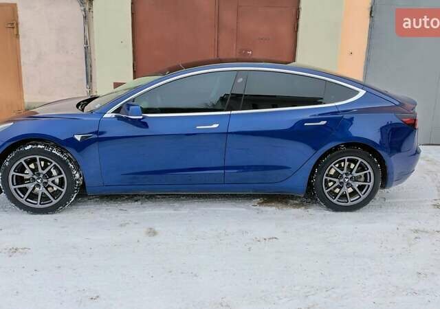 Синий Тесла Модель 3, объемом двигателя 0 л и пробегом 163 тыс. км за 14300 $, фото 7 на Automoto.ua