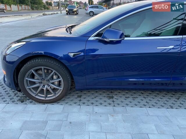 Синій Тесла Модель 3, об'ємом двигуна 0 л та пробігом 131 тис. км за 14000 $, фото 13 на Automoto.ua