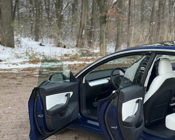 Синий Тесла Модель 3, объемом двигателя 0 л и пробегом 53 тыс. км за 15200 $, фото 6 на Automoto.ua