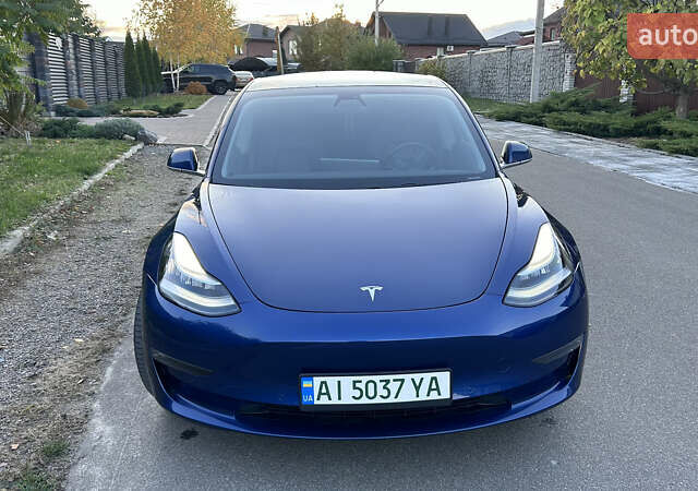 Синий Тесла Модель 3, объемом двигателя 0 л и пробегом 190 тыс. км за 17700 $, фото 2 на Automoto.ua