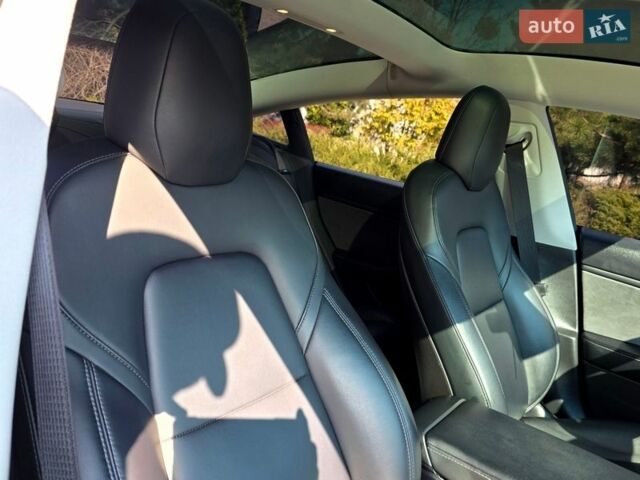 Синій Тесла Модель 3, об'ємом двигуна 0 л та пробігом 76 тис. км за 16700 $, фото 29 на Automoto.ua