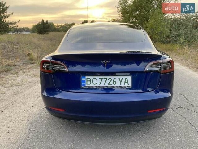 Синій Тесла Модель 3, об'ємом двигуна 0 л та пробігом 92 тис. км за 16500 $, фото 4 на Automoto.ua