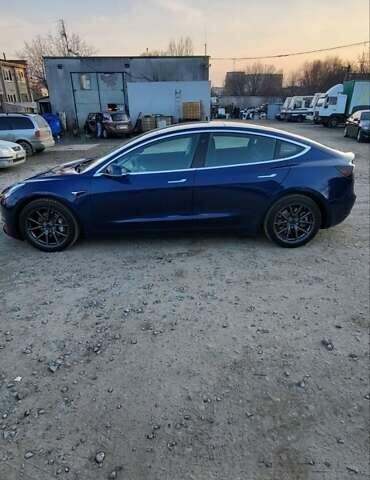 Синий Тесла Модель 3, объемом двигателя 0 л и пробегом 69 тыс. км за 18200 $, фото 2 на Automoto.ua