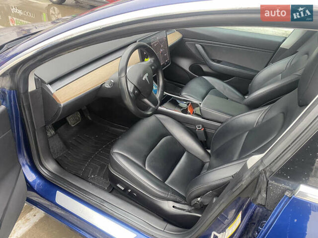 Синий Тесла Модель 3, объемом двигателя 0 л и пробегом 136 тыс. км за 14600 $, фото 8 на Automoto.ua