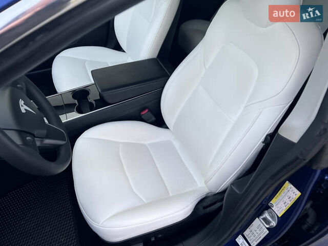 Синий Тесла Модель 3, объемом двигателя 0 л и пробегом 115 тыс. км за 14800 $, фото 17 на Automoto.ua