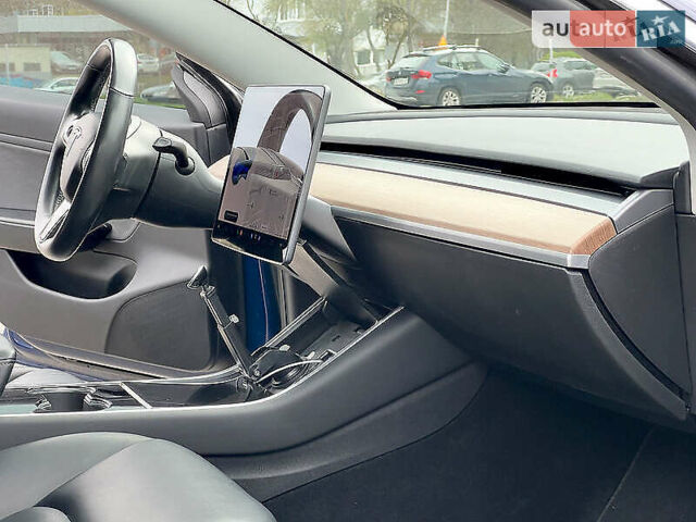 Синий Тесла Модель 3, объемом двигателя 0 л и пробегом 118 тыс. км за 21000 $, фото 3 на Automoto.ua