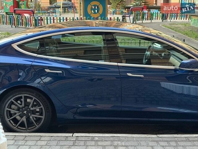 Синий Тесла Модель 3, объемом двигателя 0 л и пробегом 82 тыс. км за 18250 $, фото 4 на Automoto.ua