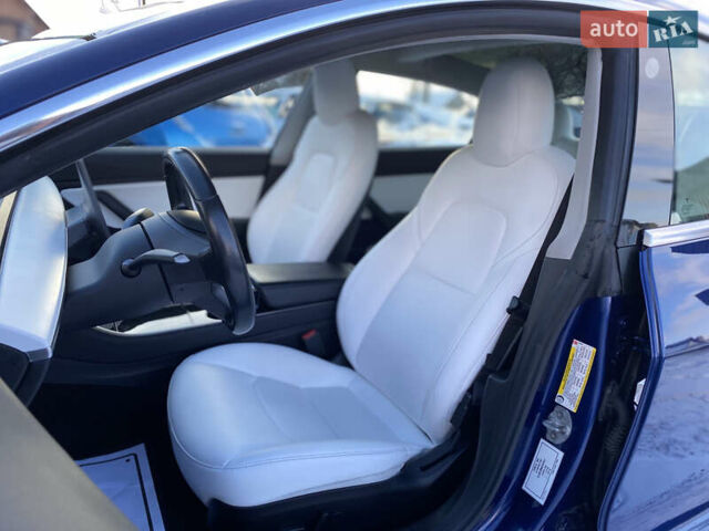 Синий Тесла Модель 3, объемом двигателя 0 л и пробегом 155 тыс. км за 17800 $, фото 45 на Automoto.ua